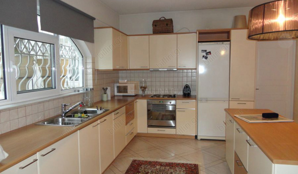 Kουζίνα - Kitchen