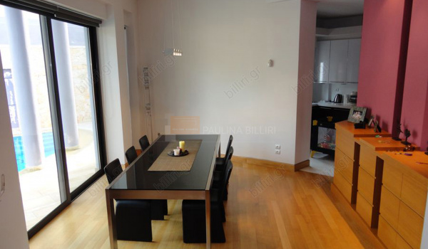 Tραπεζαρία - Dining room