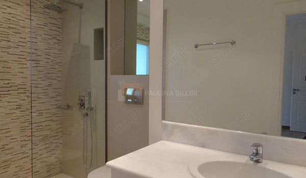Mπάνιο - Bathroom