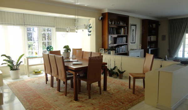 Τραπεζαρία - Dinning area