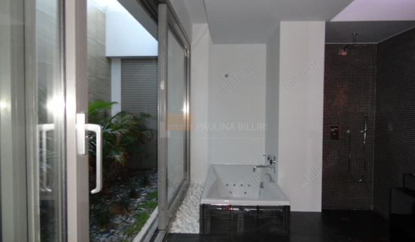 Mπάνιο - Bathroom