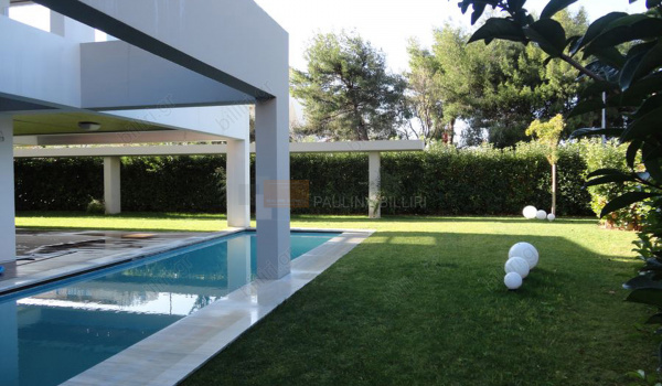 Kήπος, πισίνα - Garden, swimming pool