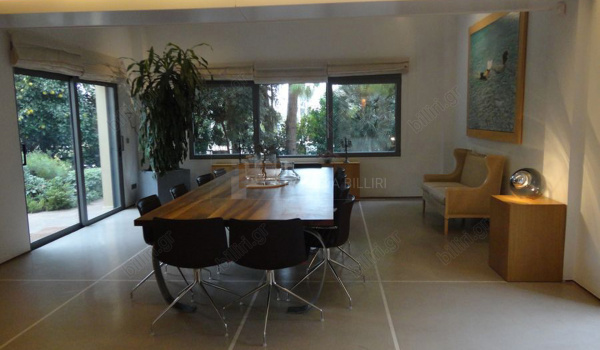 Τραπεζαρία - Dining room