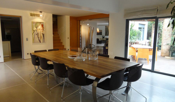 Tραπεζαρία - Dining room