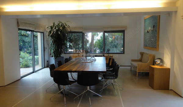 Τραπεζαρία - Dining room