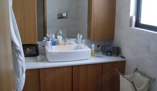 Mπάνιο - Bathroom