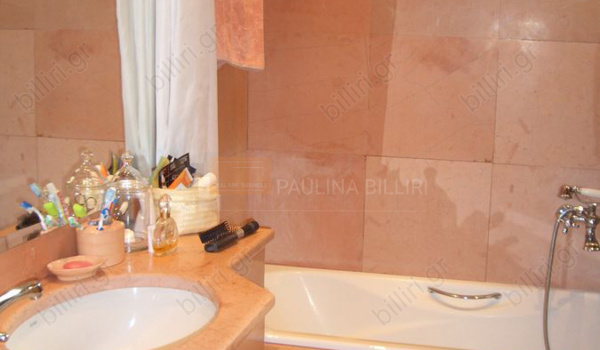 Mπάνιο - Bathroom