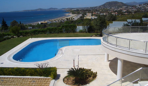 Πισίνα - θέα . Swimming pool - view
