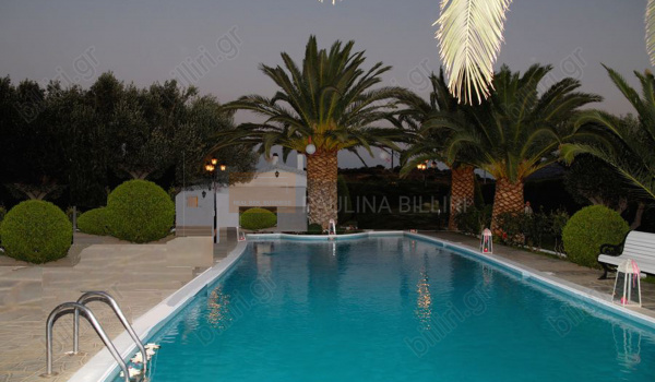 Πισίνα - Swimming pool