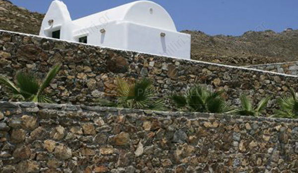 Εκκλησάκι - Church
