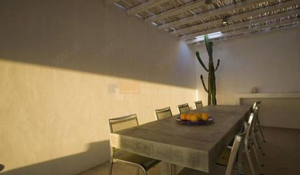 Τραπεζαρία - Dining room