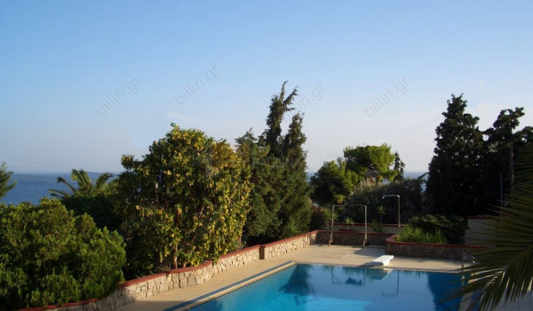 Πισίνα - Swimming pool
