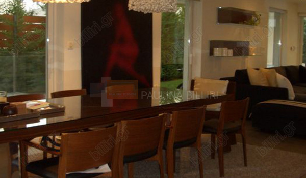Τραπεζαρία - Dining room