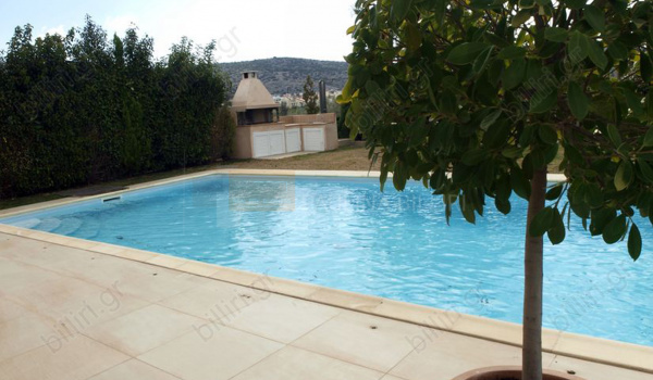 Πισίνα - Swimming pool