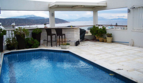 Πισίνα - Swimming pool