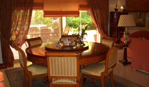 Τραπεζαρία - Dining room