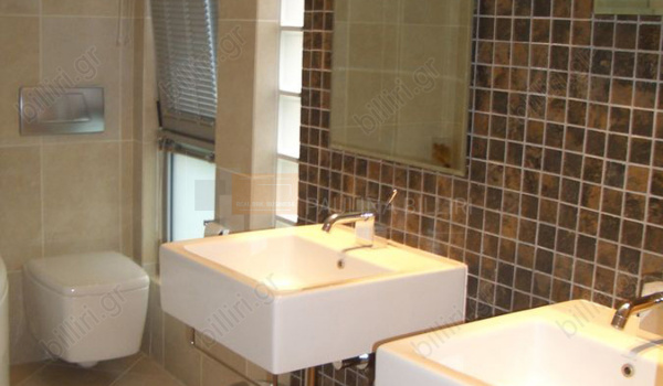 Mπάνιο - Bathroom