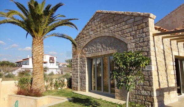 Εξωτερική όψη - Outdoor view