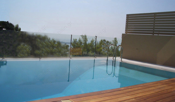 Πισίνα - Swimming pool