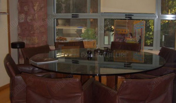 Τραπεζαρία - Dining room