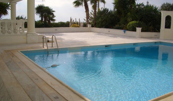 Πισίνα - Swimming pool