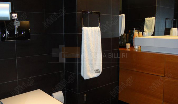 Mπάνιο - Bathroom