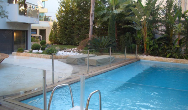 Πισίνα - Swimming pool