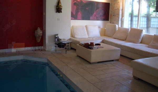 Εσωτερική θερμαινόμενη πισίνα - Heated indoor swimming pool