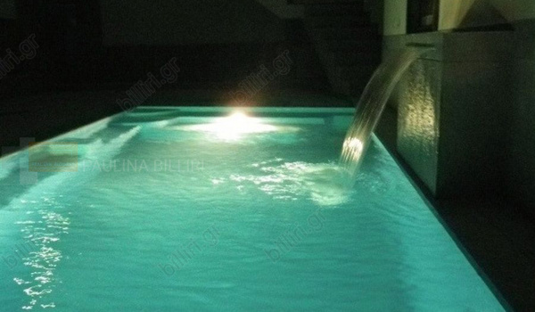 Πισίνα - Swimming pool