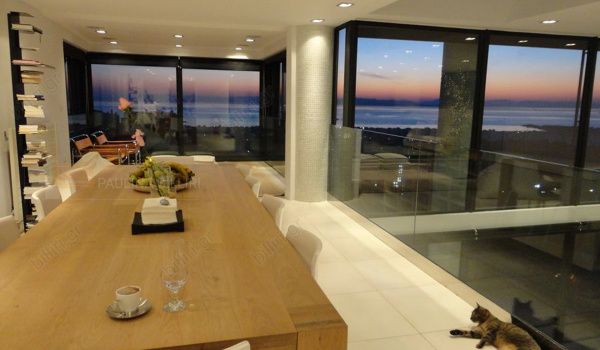 Τραπεζαρία - Dining room