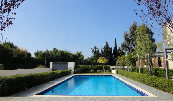 Πισίνα - Swimming pool