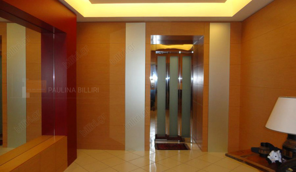 Εσωτερικός ανελκυστήρας - Elevator