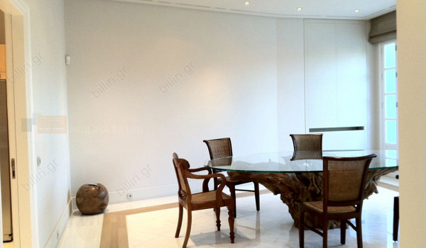 Tραπεζαρία - Dinning room