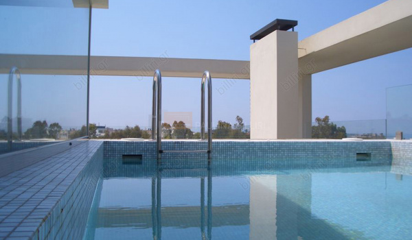 Πισίνα - Swimming pool