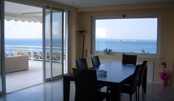 Τραπεζαρία - Dining room