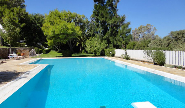 Πισίνα - Swimming pool