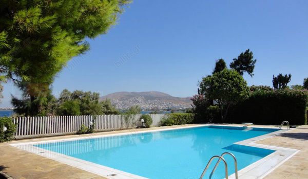 Πισίνα - Swimming pool